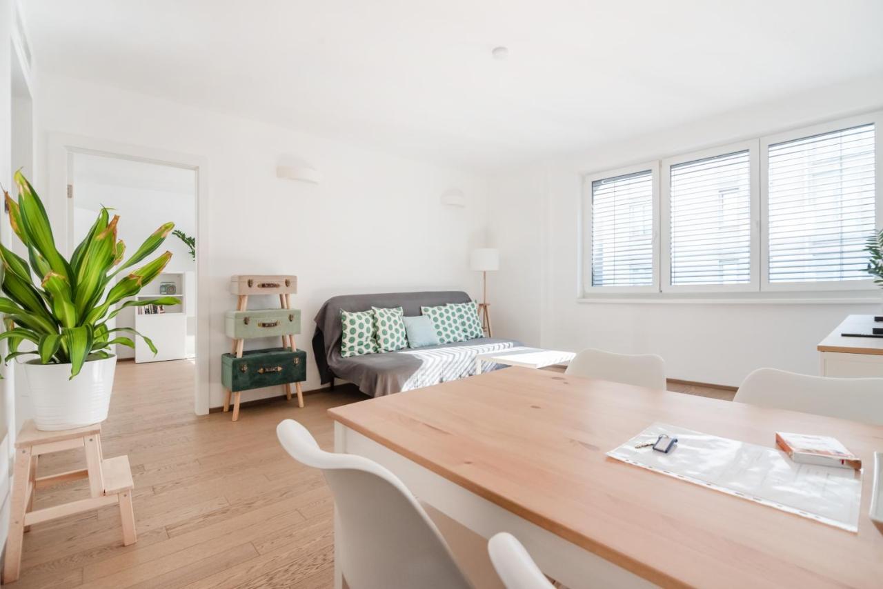 Immersed Into Vienna's Life And Yet A Retreat, Minimum 30 Nights Apartamento *