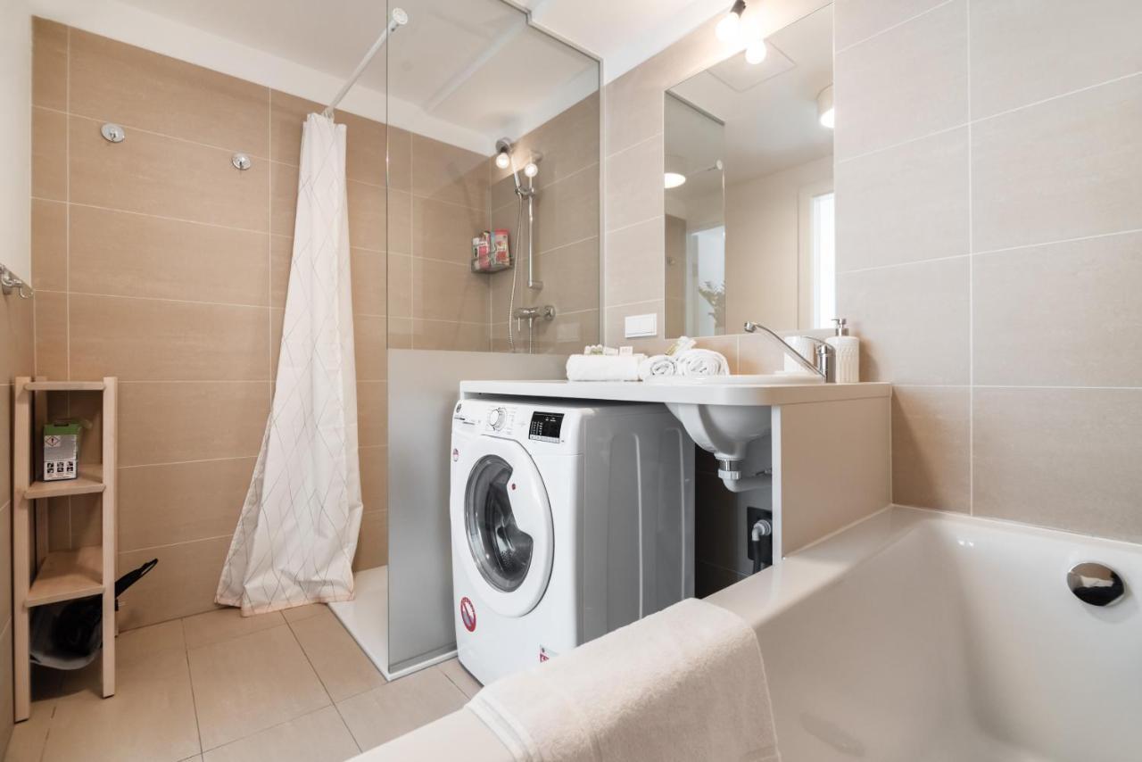 Immersed Into Vienna's Life And Yet A Retreat, Minimum 30 Nights * Viena