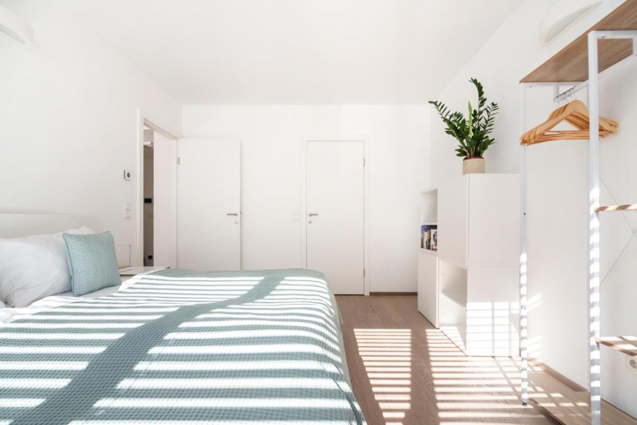 Immersed Into Vienna's Life And Yet A Retreat, Minimum 30 Nights Apartamento Viena