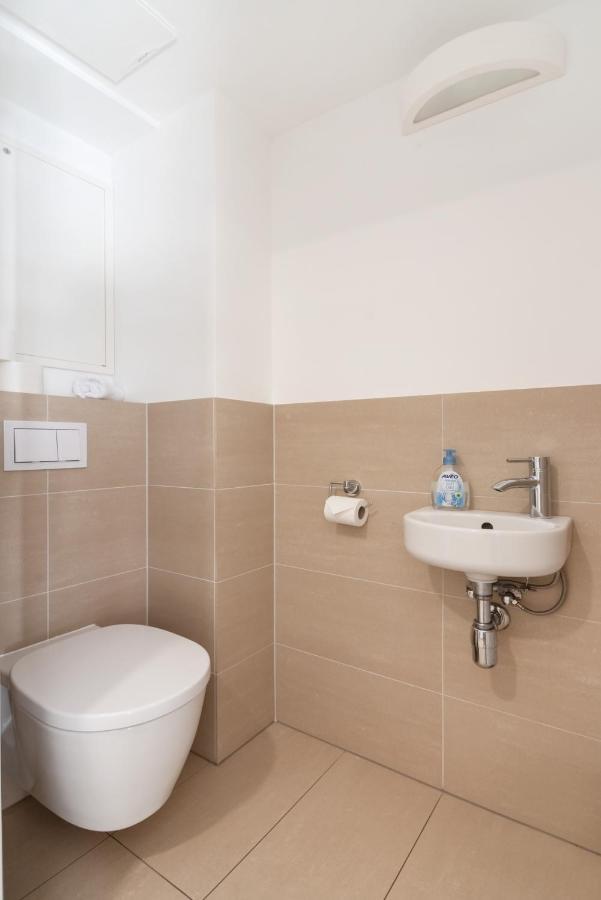 Apartamento Immersed Into Vienna's Life And Yet A Retreat, Minimum 30 Nights